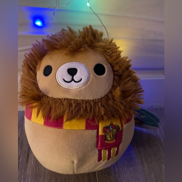 NWT 6.5” Harry Potter Gryffindor Lion Squishmallow - Picture 1 of 6